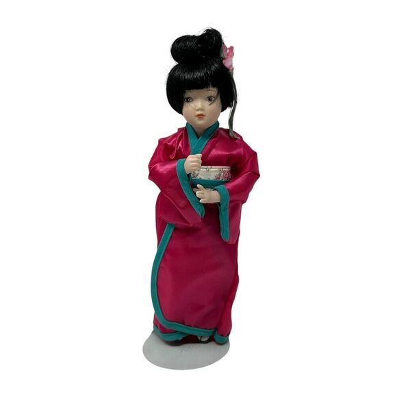Japanese Geisha Akiko Porcelain Doll In Pink Kimono With Floral Obi & Stand - Picture 2 of 12